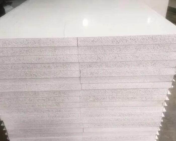 知識(shí)點(diǎn)：襄陽硅巖凈化板在構(gòu)建過程中應(yīng)該注意哪些點(diǎn)呢？