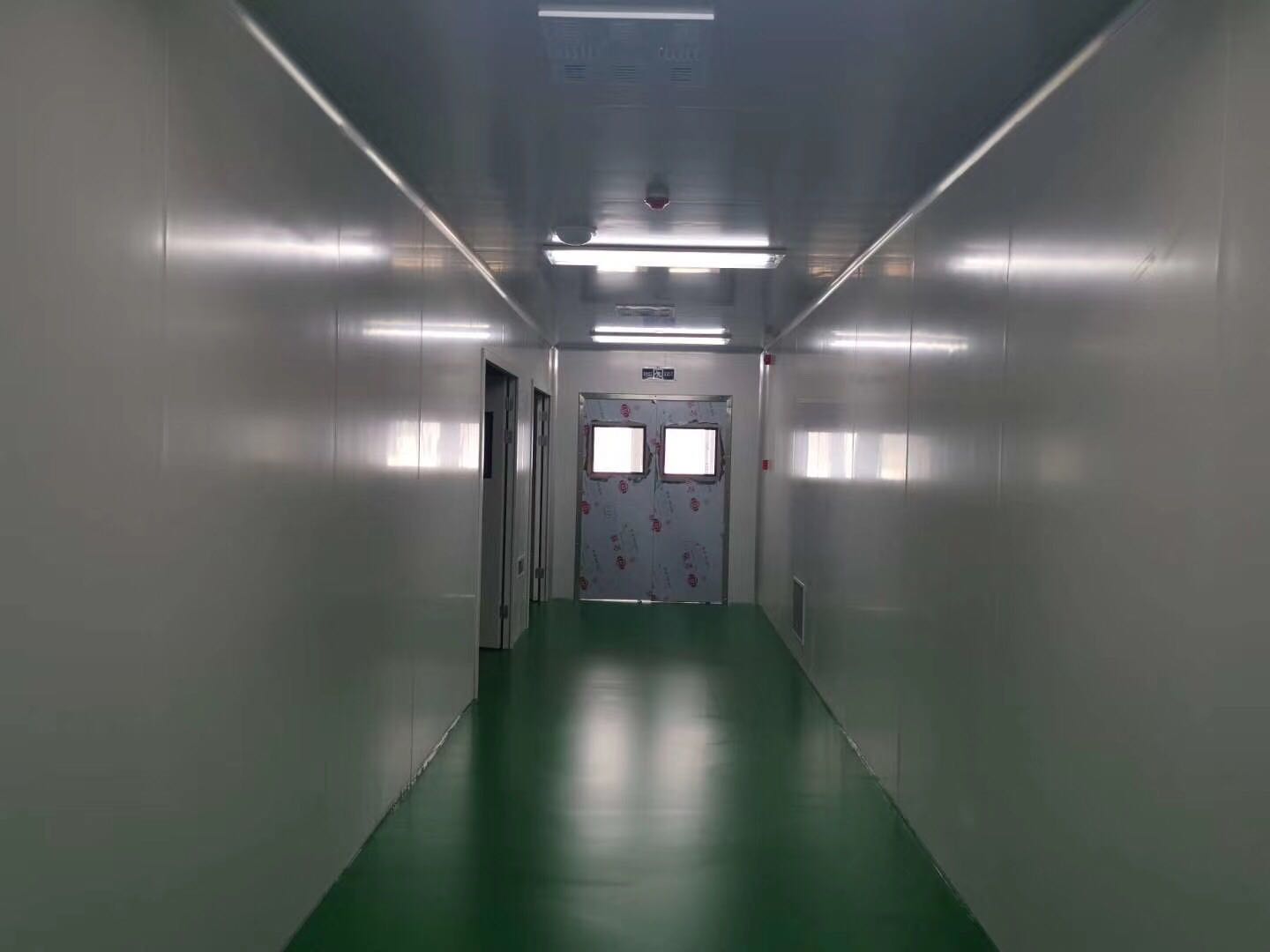 為什么遠(yuǎn)大生產(chǎn)的襄陽潔凈板能夠在各個(gè)領(lǐng)域得到廣泛應(yīng)用？